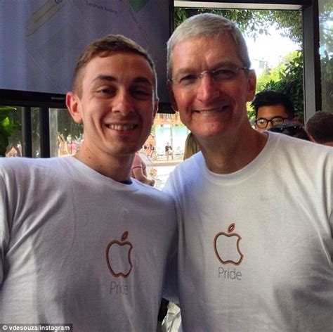 is tim cook married|tim cook partner boyfriend.